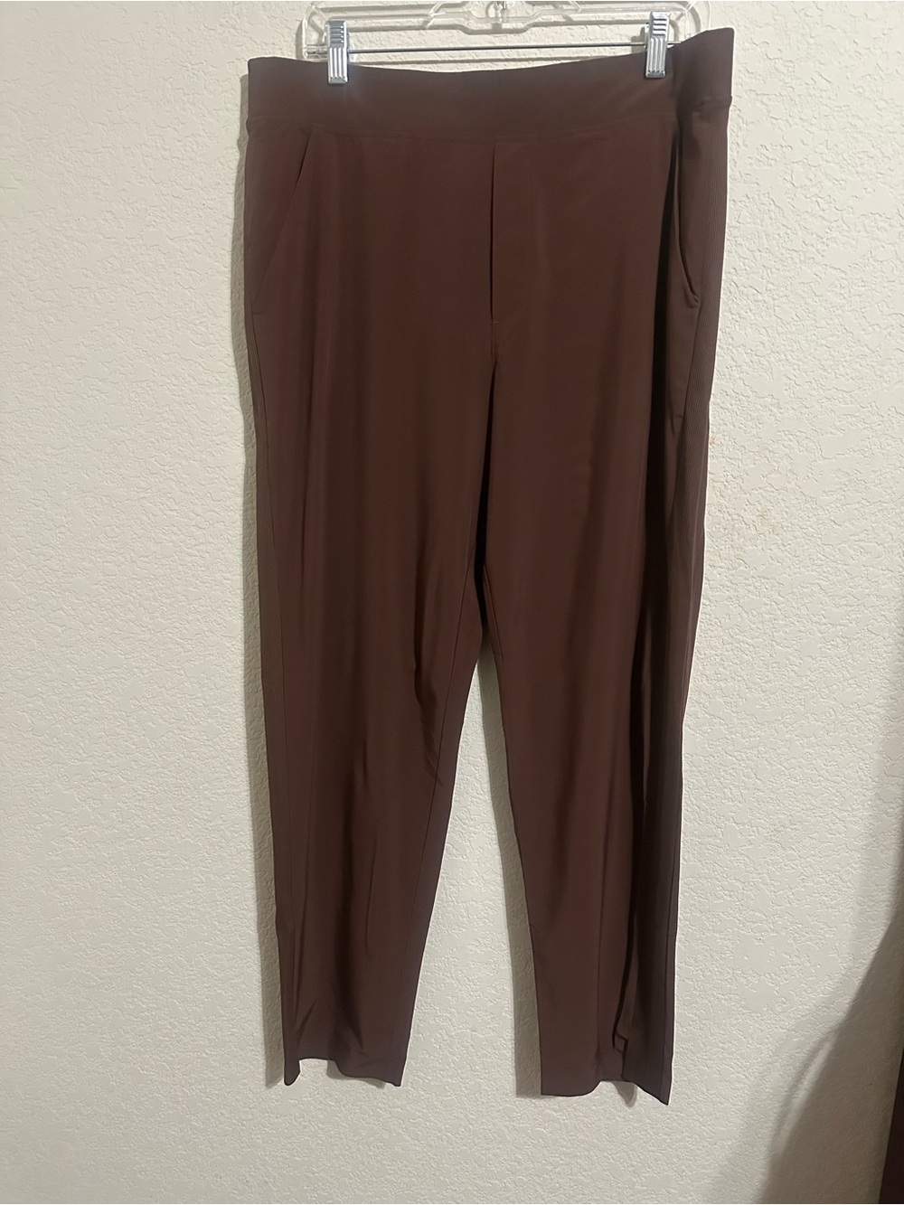 Athleta Brooklyn Ankle Pants Brown size 14 Mid Rise